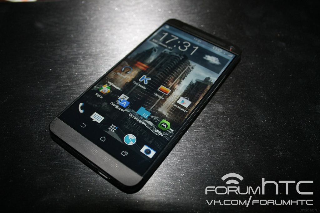 HTC One 2 показался на «живых» фотографиях