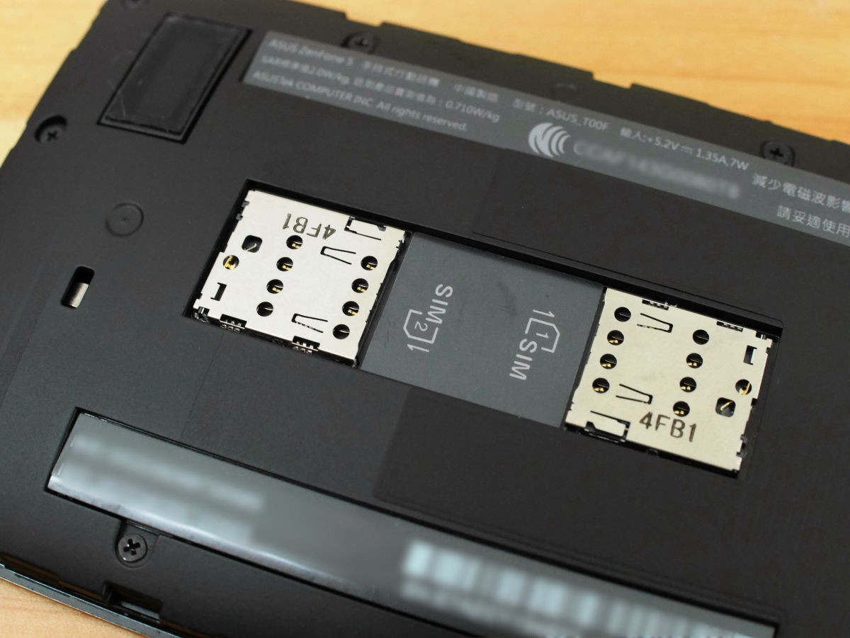 Смартфон ZenFone 5 от ASUS с двумя micro-SIM-картами