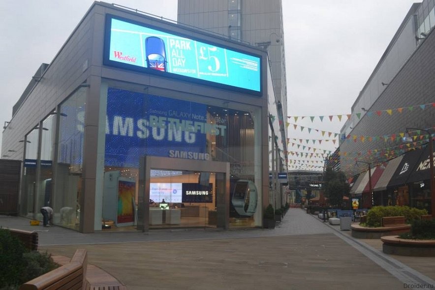 Флагманский магазин Samsung в Лондоне