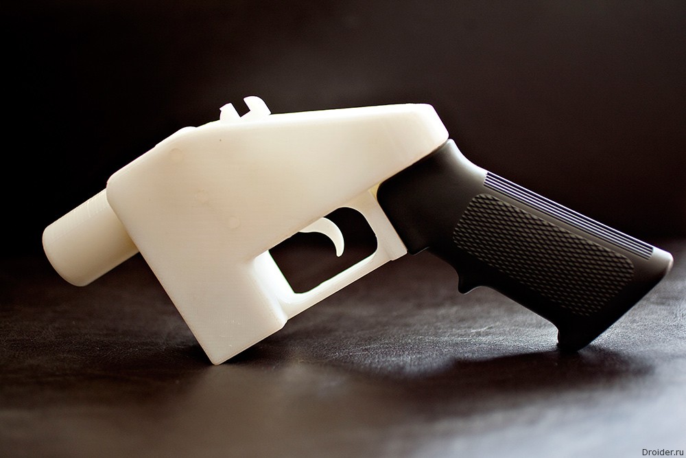 планы "создать работающий пластмассовый пистолет, который любой челове...