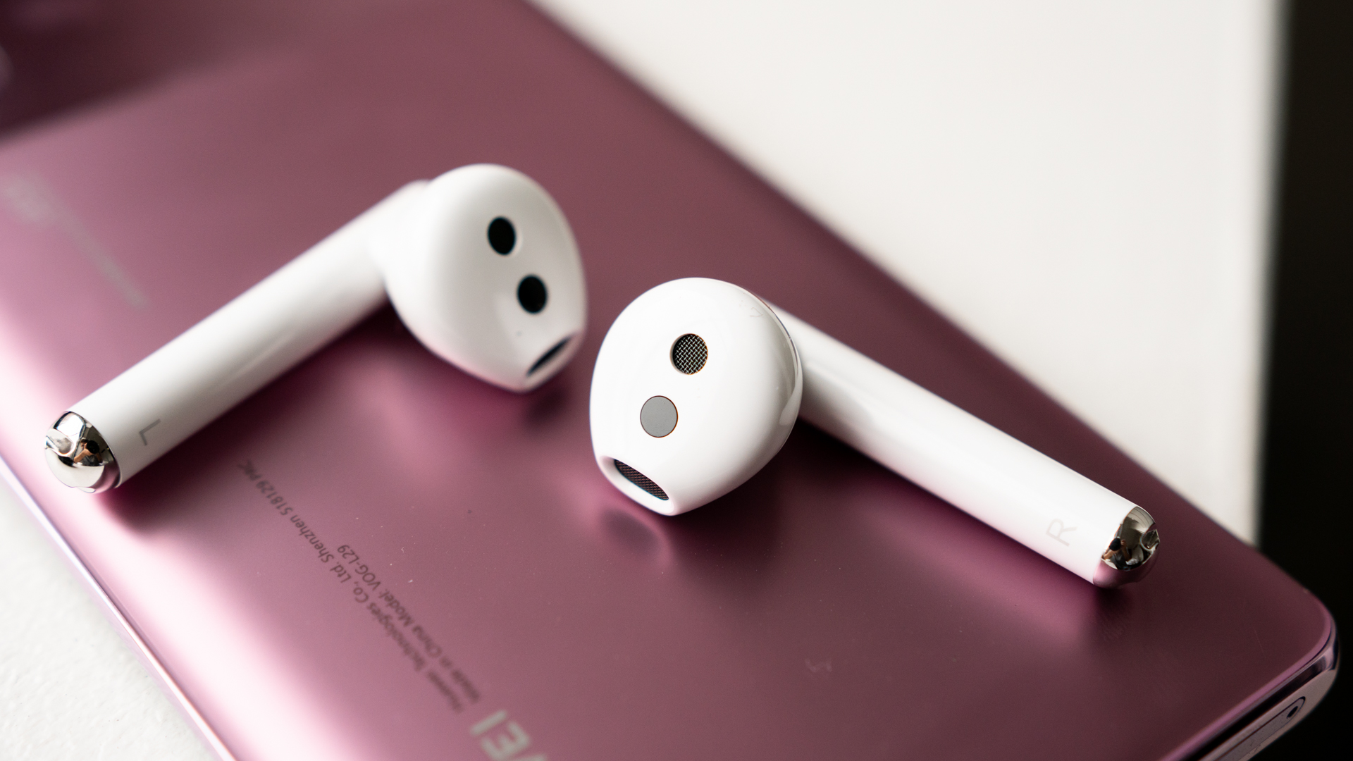 Рейтинг беспроводных наушников до 2000 рублей. Qcy aily pods. Наушники беспроводные wireless stereo. Freebuds 3. Наушники bt wireless headset.