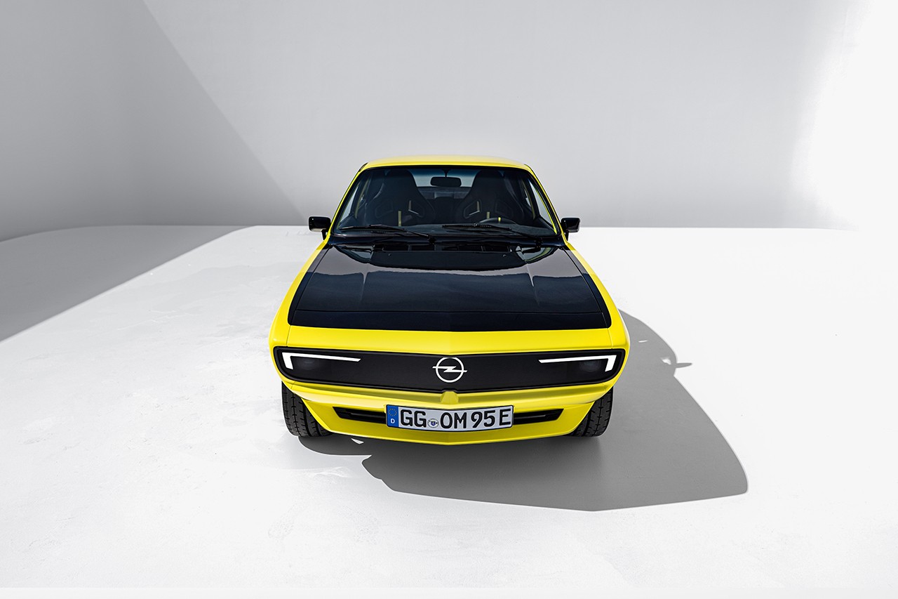 Opel Manta A: Восстановлен, электрифицирован и очень красив! | Droider.ru