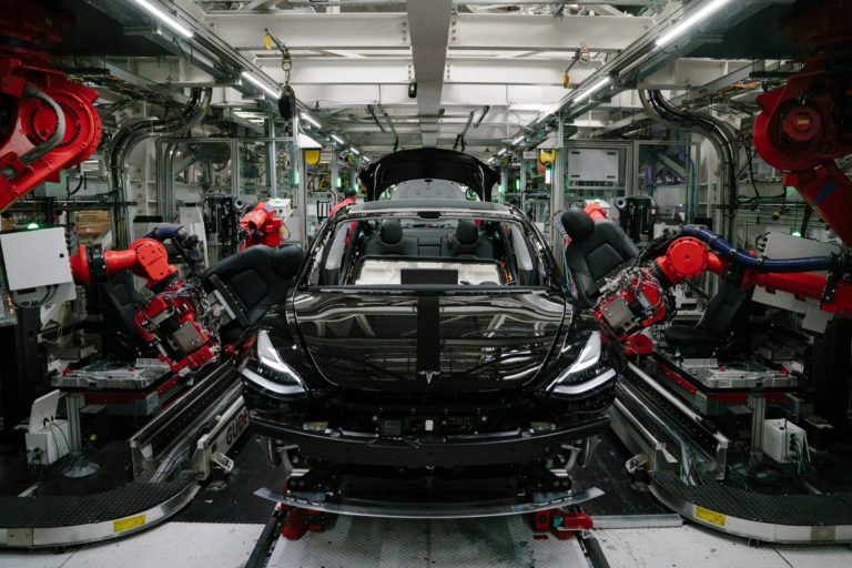 Tesla увеличила поставки в Q1 на 68% в сравнении с прошлым годом, несмотря ни на что