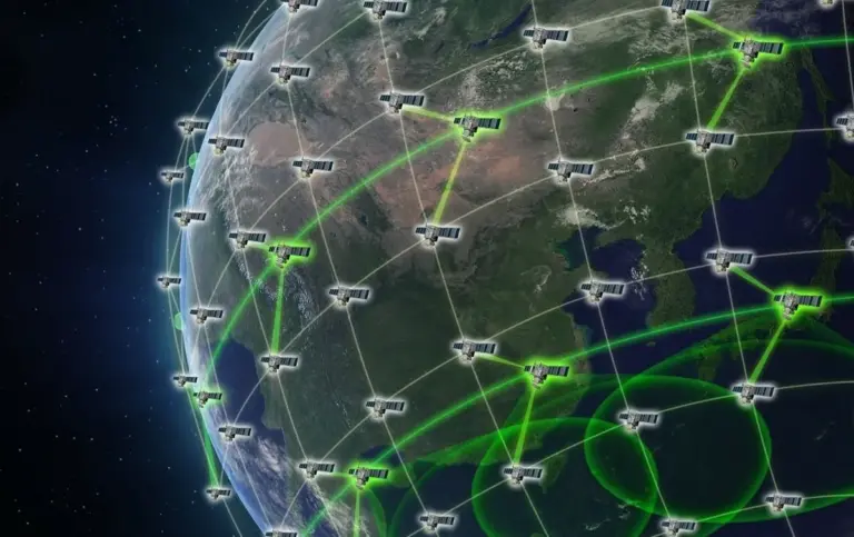 Китай готовит космический штурм: 8600 спутников к 2030 году