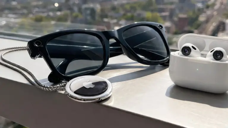 Apple готовит три ИИ-носимых устройства  очки, кулон и AirPods с камерами
