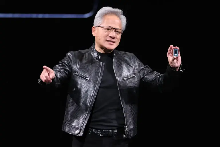 Nvidia RTX Spark: Дженсен Хуанг объявил войну Intel и AMD на их территории